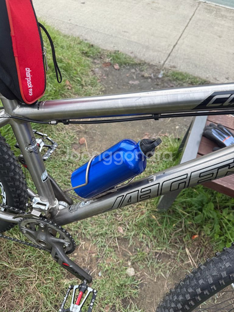 예거 티타늄 하드테일 급처분 합니다.!--2