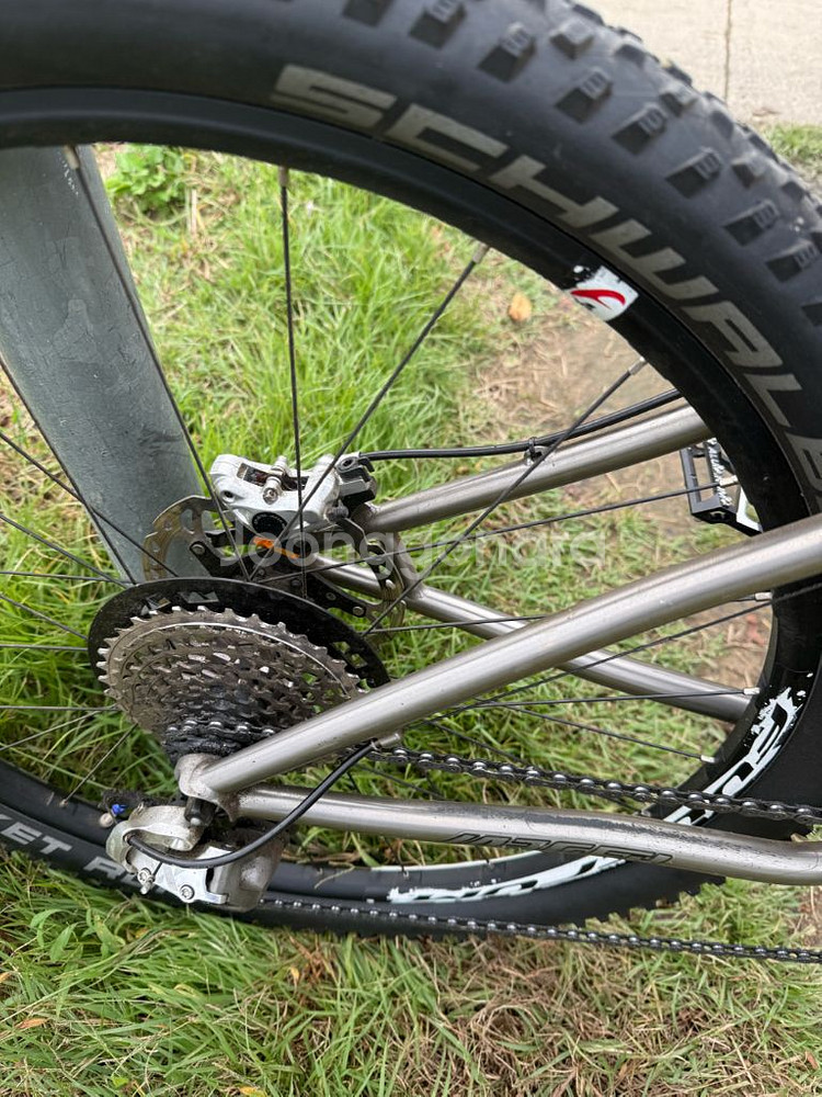 예거 티타늄 하드테일 급처분 합니다.!--0