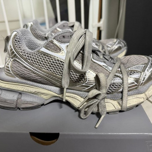 발렌시아가 3xl 44 사이즈