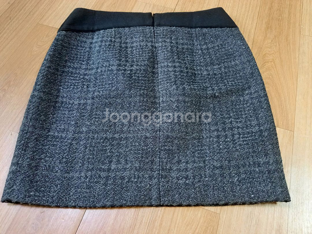 2ME 원턱 모직 스커트 새제품--2