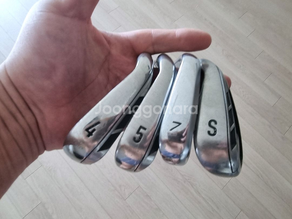 캘러웨이 레이저X 4,5,S아이언 , 테일러메이드 R9--0