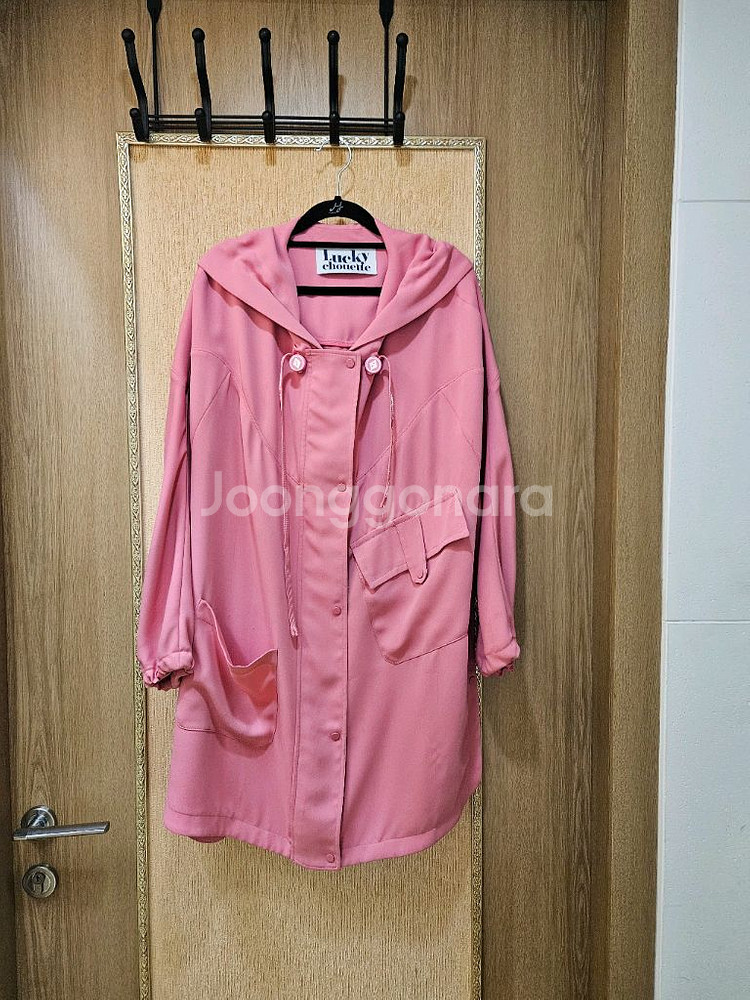 럭키슈에뜨 후드 쟈켓--1