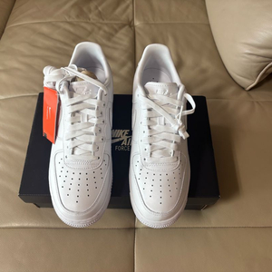 에어포스 1 07 프레쉬 화이트 265 사이즈 새제품