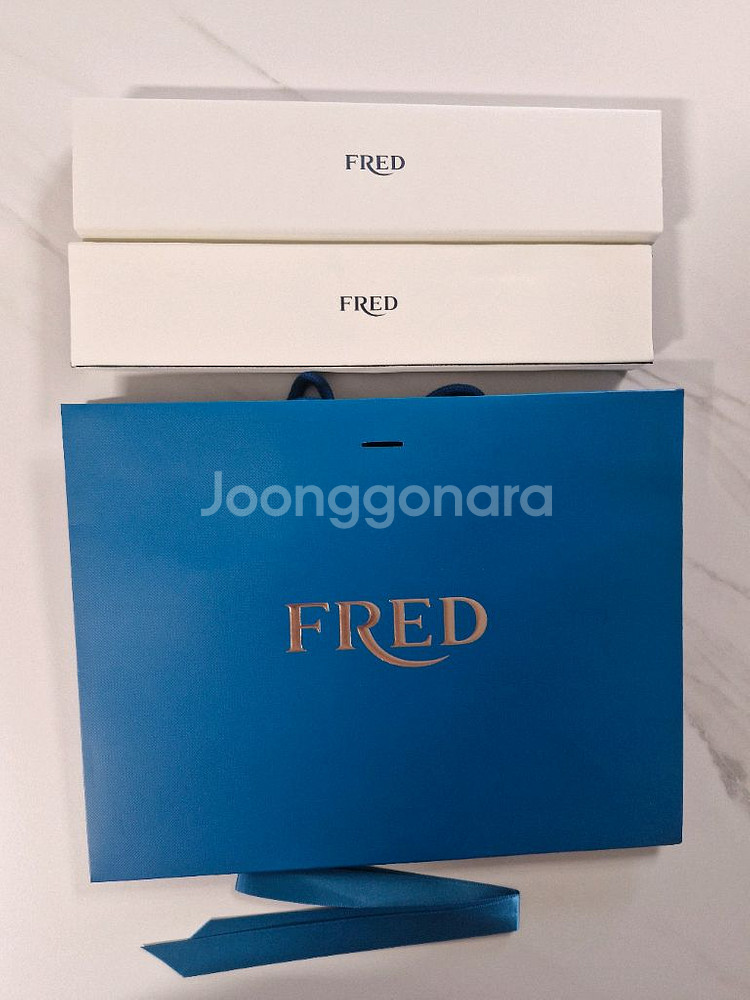 프레드 팔찌케이스 박스 쇼핑백팝니다 (주름있음)--0