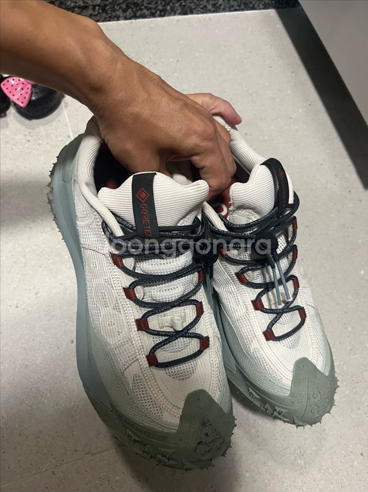 나이키 마운틴플라이 2 사이즈 270 판매해요--1