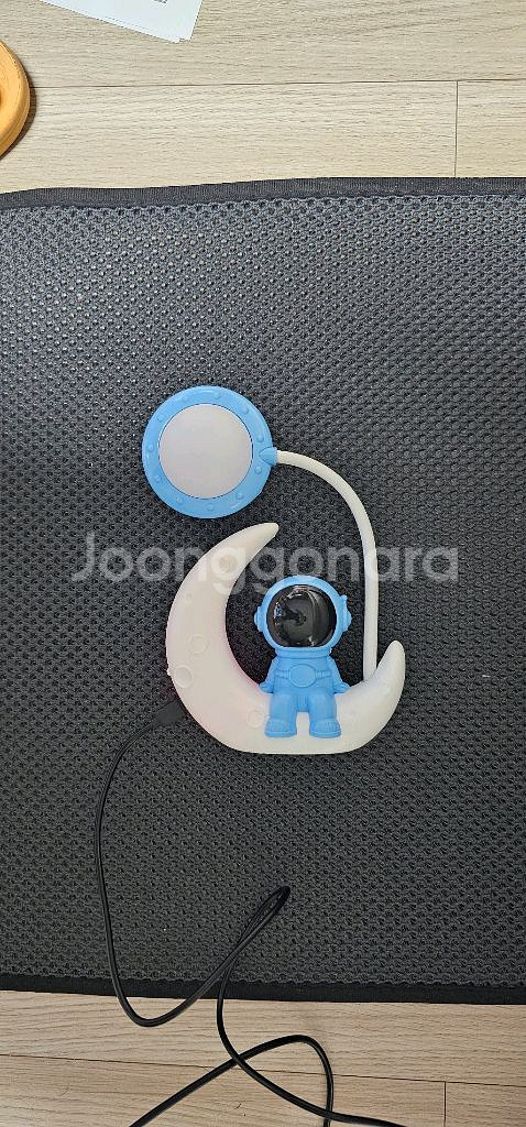 우주인 무드등 2구 LED 조명 새상품--1