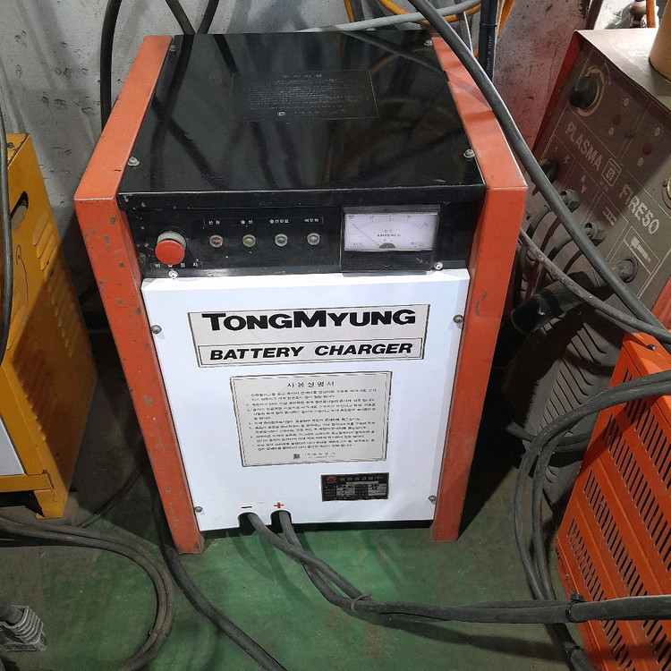 전동지게차 2.5톤 2단3미터 양개식자동발--7