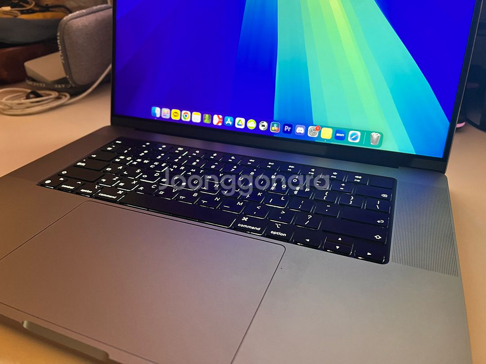 맥북 프로 16 M1 MAX 32d 1tb--2