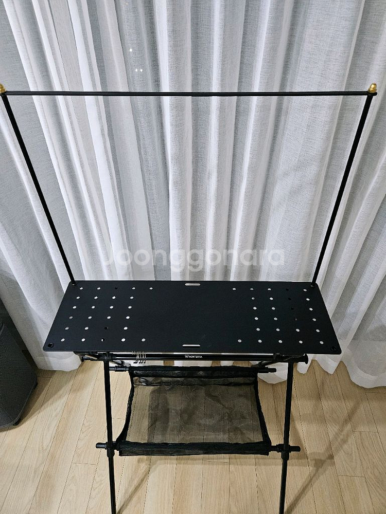 몬테라 이음행어+ 카마포스 상판 및 스탠드 입니다.--0