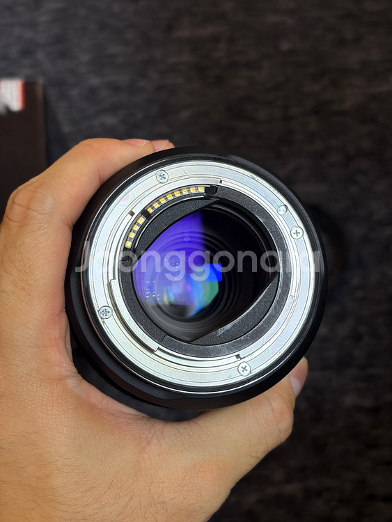 캐논 RF14-35 F4 렌즈 판매합니다.--2