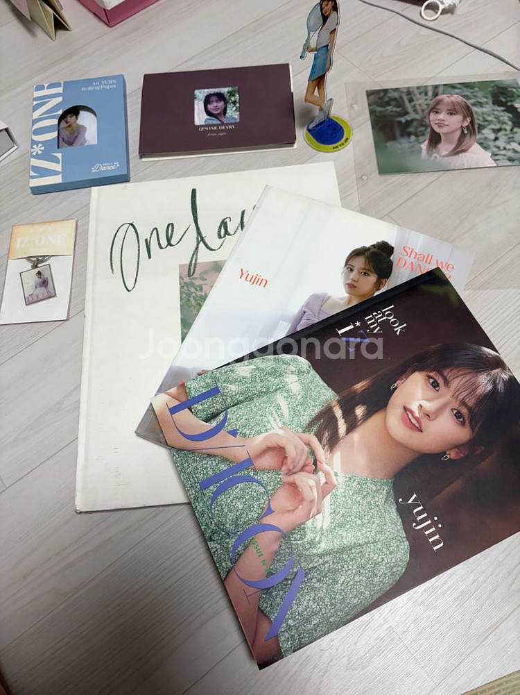 아이즈원 유진 화보집 굿즈모음--0