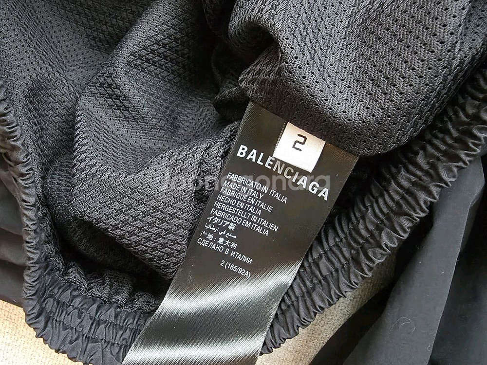 [판매완료] 발렌시아가 아디다스 트랙 자켓--4