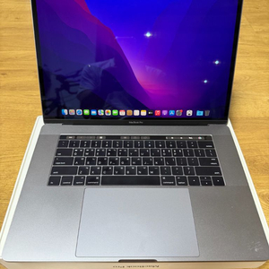 맥북프로 터치바 15인치 2017년 2월 제조