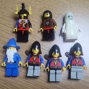 올드레고 캐슬피규어