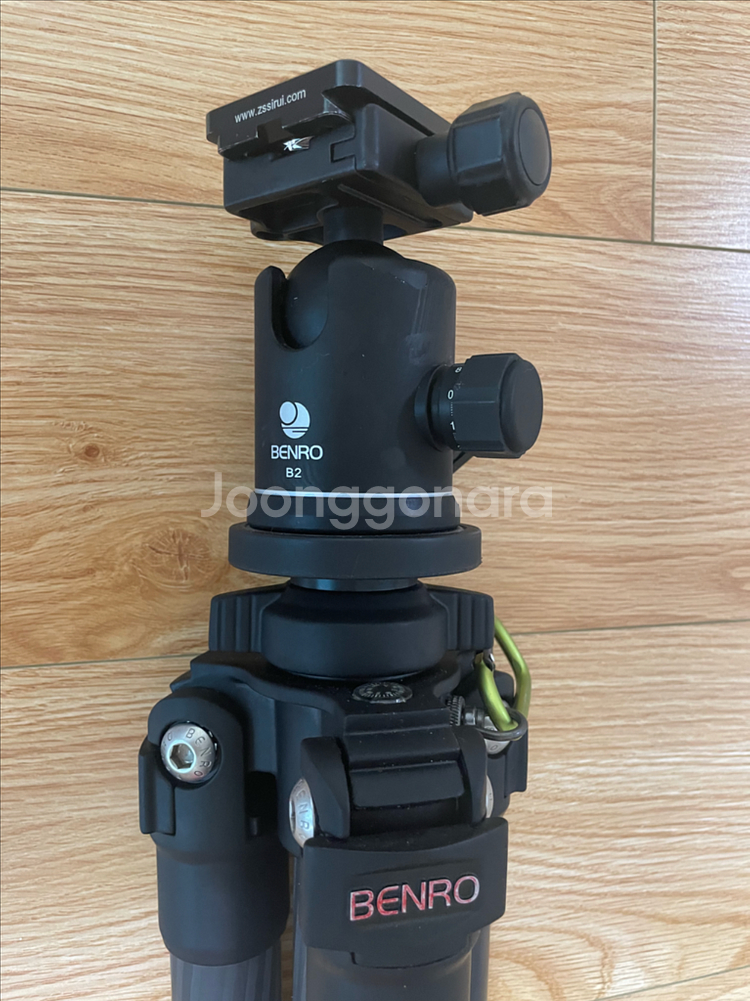 벤로 c3570t 카본 삼각대 팝니다--1