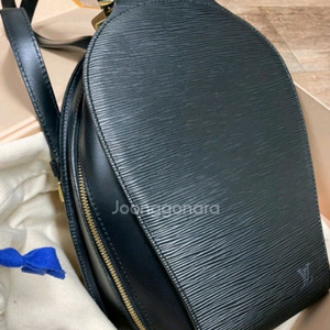 루이비통 예삐 백팩 인기제품 정품!