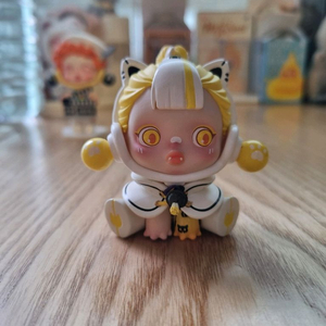 팝마트 스컬판다 시티 오브 나이트 고양이 피규어