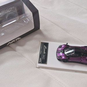 다이캐스트 1:64 HKM 파가니 존다