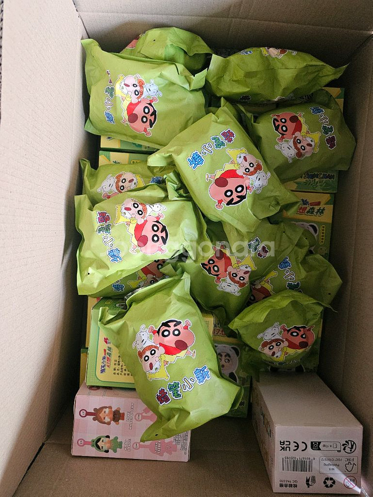 짱구라부부15cm 키링 114개 박스미포장13개팝니다--2