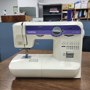 부라더 미싱 XL-5500 판매 (자동 실 끼우기가능)