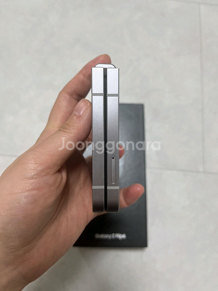 갤럭시z플립6 512gb 판매합니다--1