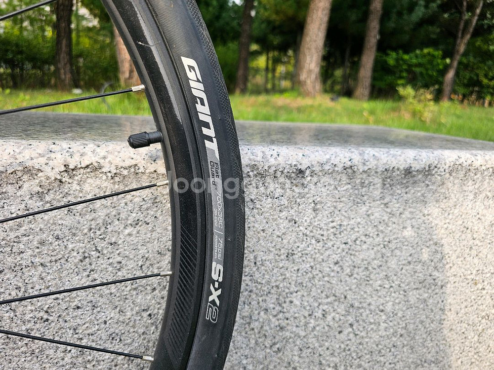 2022 자이언트 에스케이프2 하이브리드 자전거 팝니다--4