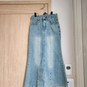 (S)뒷트임 데님 청 롱스커트 머메이드핏 청치마