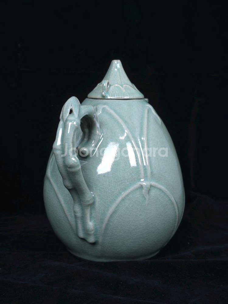 해강 유근형 청자연봉주전자--2