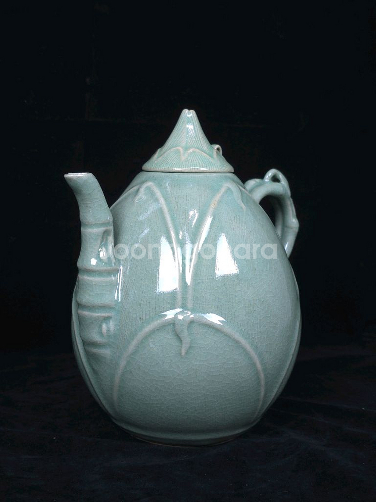 해강 유근형 청자연봉주전자--1