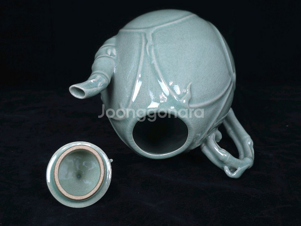 해강 유근형 청자연봉주전자--8