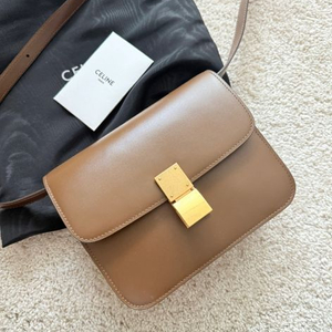 셀린느 클래식 박스 틴 사이즈