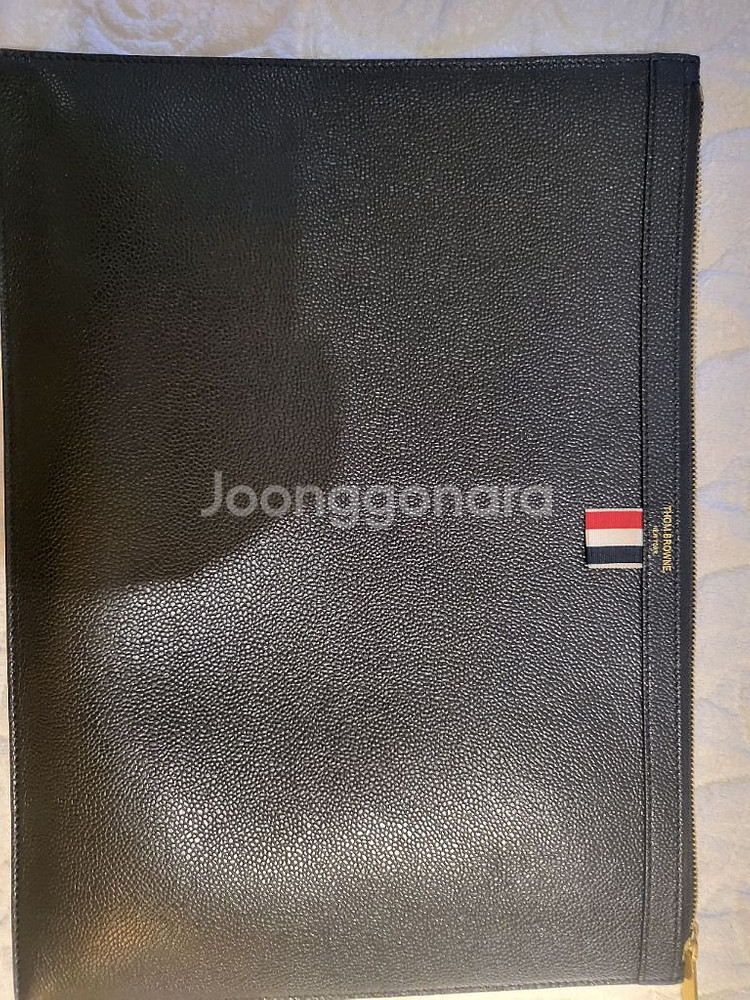 톰브라운 L사이즈 클러치--0