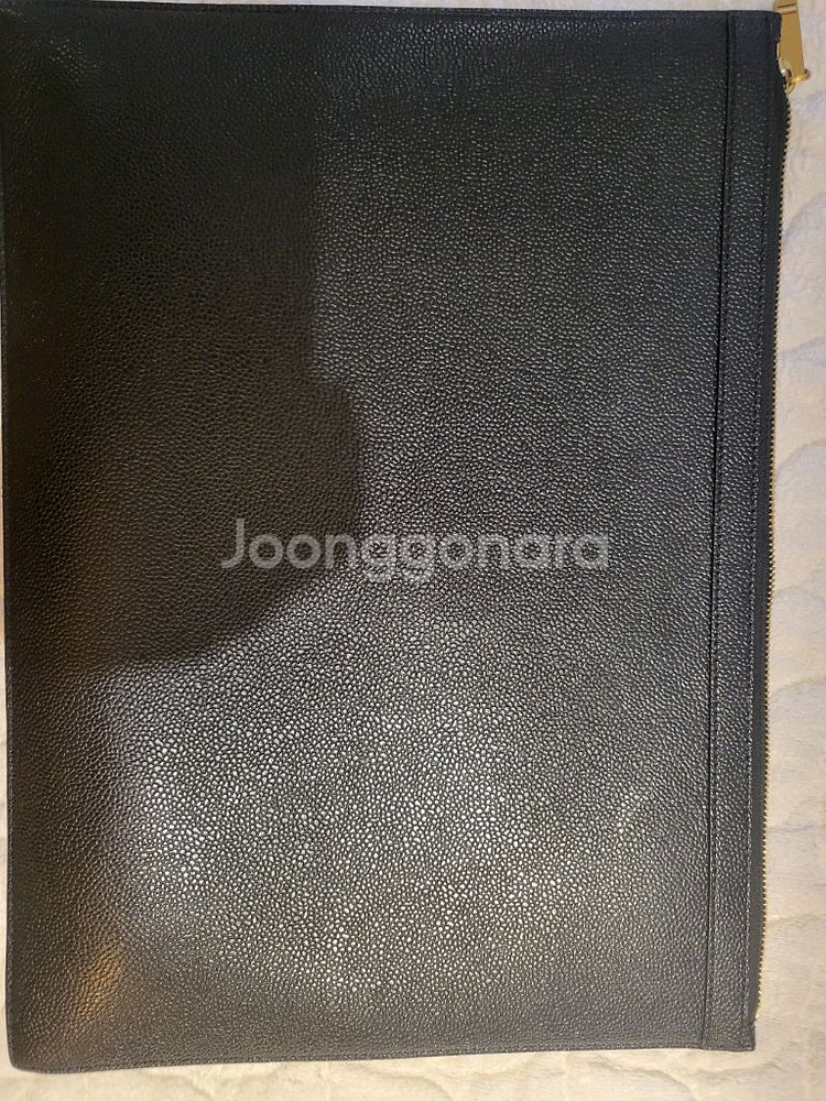 톰브라운 L사이즈 클러치--2