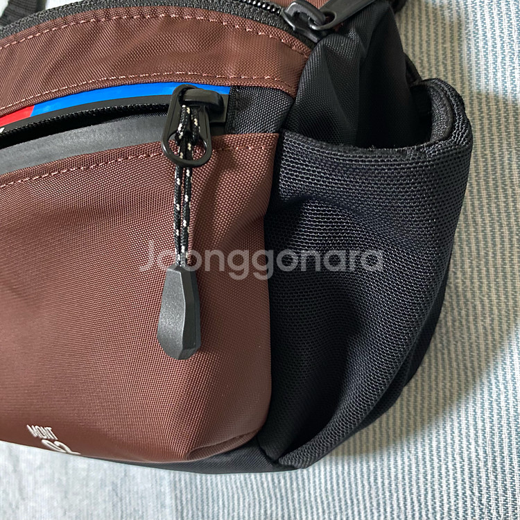 살로몬 몽트 미니 크로스 백_LC2587800--2