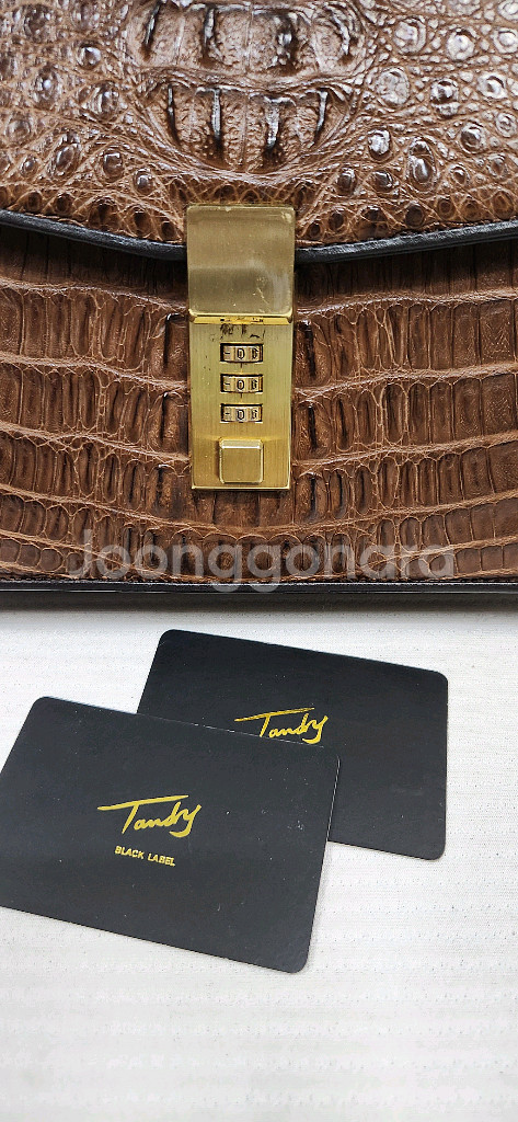 탠디 블랙라벨 오리지널 악어가죽 클러치백. 손가방--6