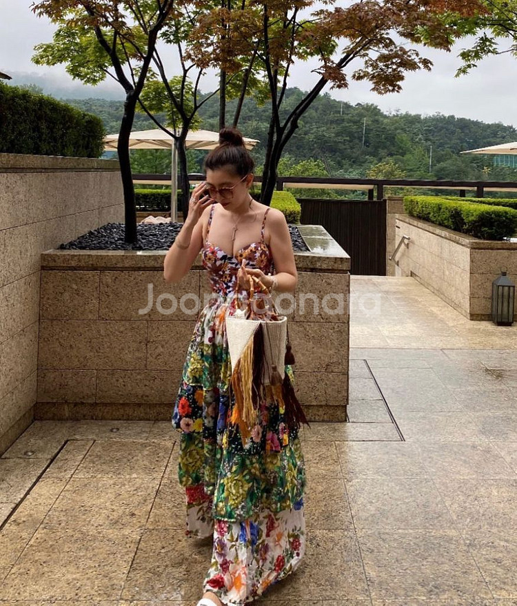 코스모폴리탄줄라이 울프앤리타 스커트--1