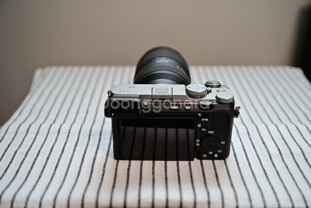 소니 A7C2(실버) + 탐론 28-75mm G2 판애--2