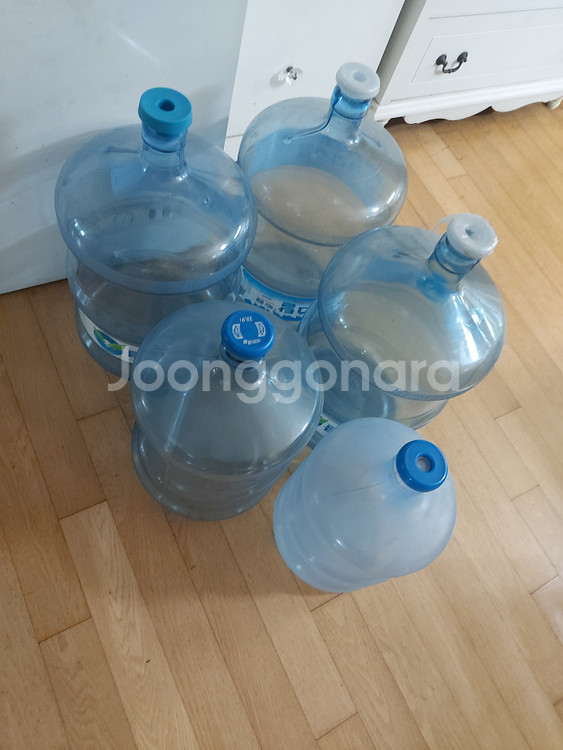 생수통 5개 팝니다.--0