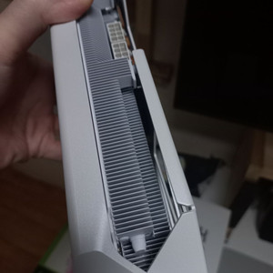 9070xt 9070 xt 헬하운드 화이트