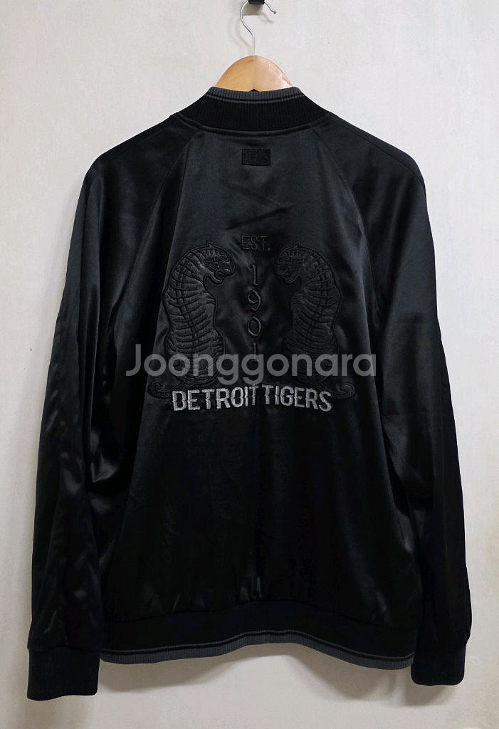 MLB. 세틴바시티 XL-105.--5