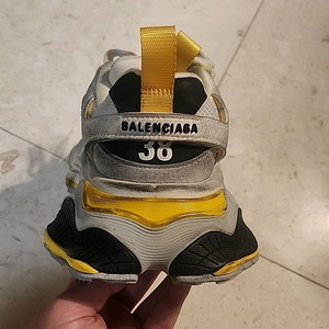 발렌시아가 트랙 운동화