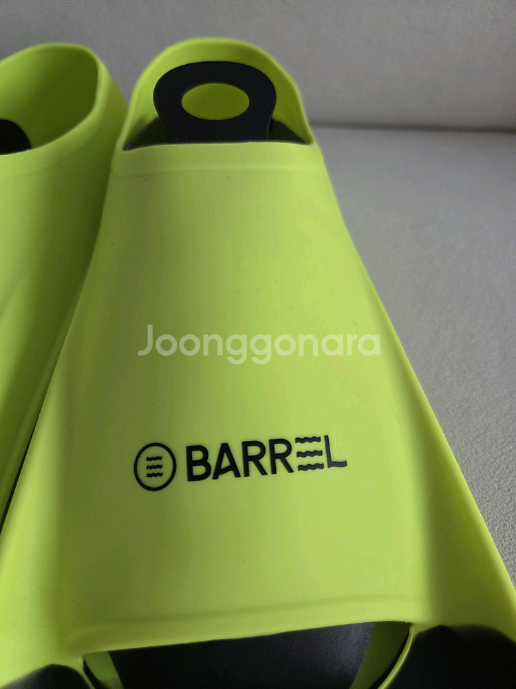 배럴 프로그 마블 숏핀 네온블랙--3