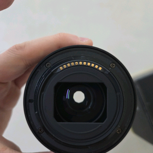 니콘 40mm f2 SE 팝니다 (jjc후드 포함)
