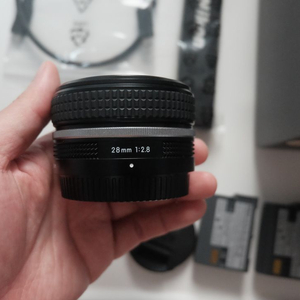 니콘 28mm F2.8 SE