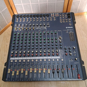 YAMAHA 믹싱콘솔MG166CX