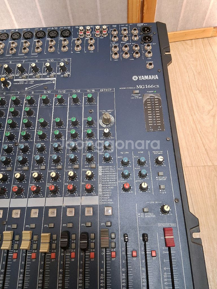 YAMAHA 믹싱콘솔MG166CX--4
