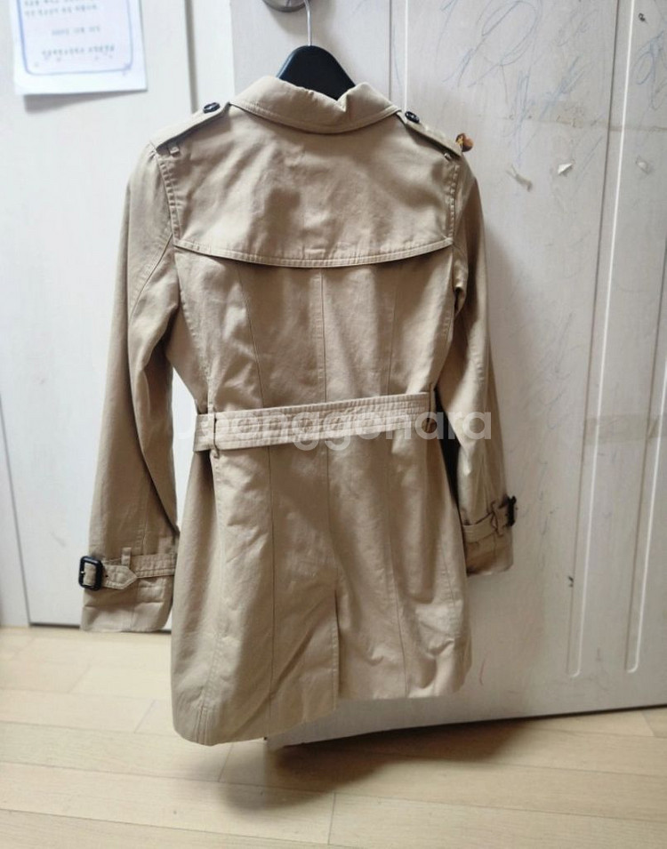 버버리 정품 트렌치코트 10y--2