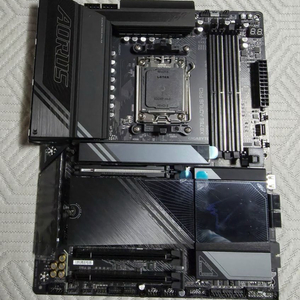 기가바이트 X870E PRO