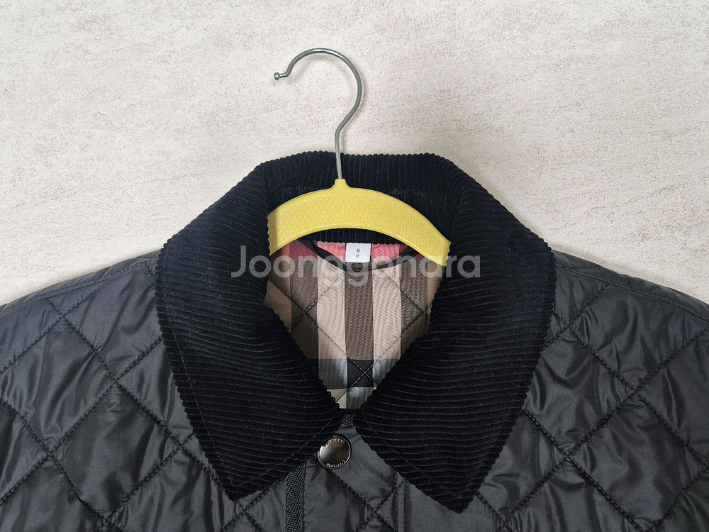 버버리 남성퀼팅자켓 윌로우브룩 S(100~105) 블랙--1