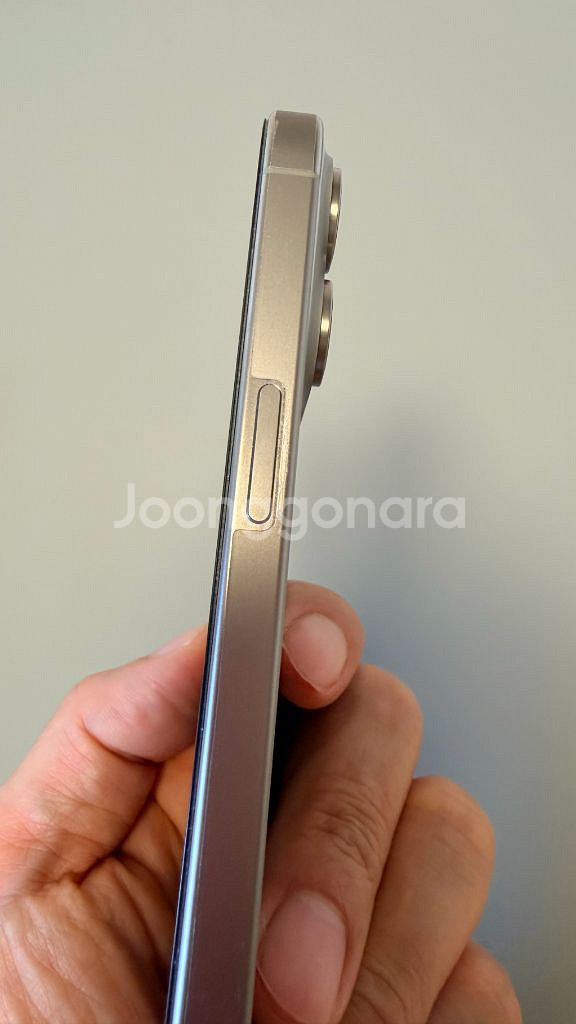 iPhone 15 Pro 256 네추럴 티타늄 97%--4